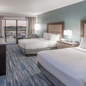 Double Suite Two Double Beds River View Non-Smoking